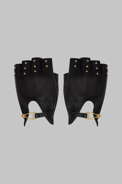Studded leather mittens 